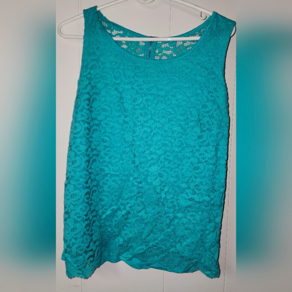Sleeveless top
